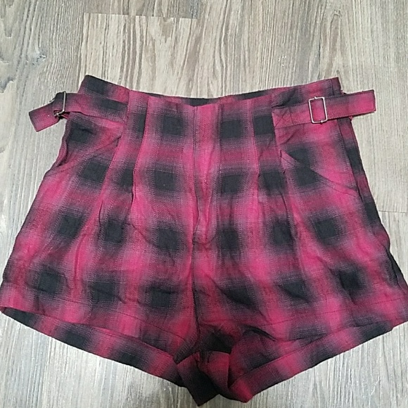 Plaid shorts - Picture 1 of 2